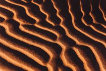 Belas ondas de areia no deserto de merzouga, morocco — Fotografia de Stock