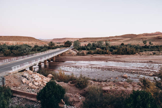 Ponte sul fiume in Marocco, Africa — Foto stock