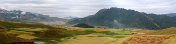 Wunderschöne qinghai qilian zhuoershan Landschaft — Stockfoto