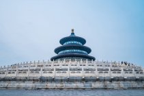 Low angle view of amazing temple of heaven against sky — Stock Photo