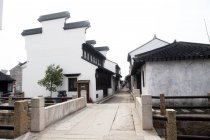 Bâtiments sur Hutong Alley à Suzhou, province du Jiangsu, Chine — Photo de stock