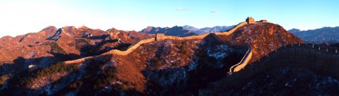 Древняя Великая стена, Цзиньшаньлин, Хэбэй, Китай — стоковое фото