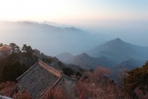 Гора Wutai декорації Цінлінг гір, провінція Шеньсі, Китай — стокове фото