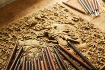 Traditional chinese woodworking engraving tools, close-up view — Stock Photo