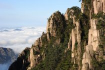 Paysage étonnant avec le mont Huangshan pittoresque, province d'anhui, Chine — Photo de stock
