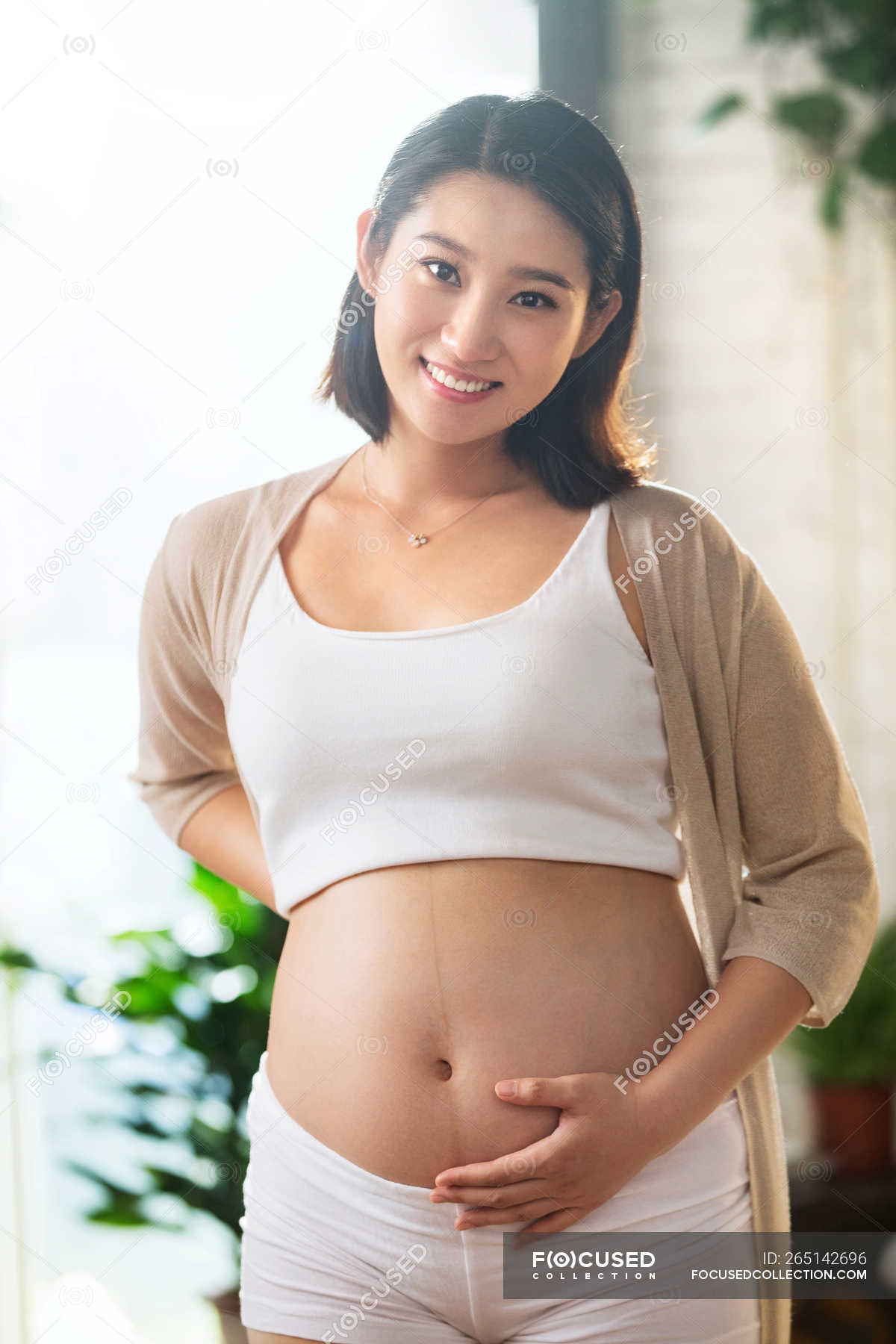 Pregnant Chinese