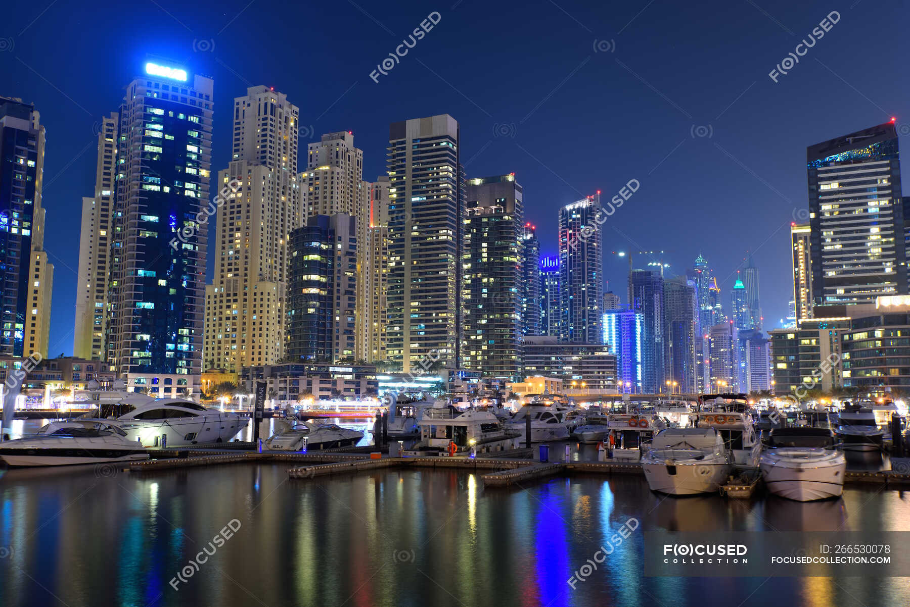 Dubai marina at night — outdoors, tranquility - Stock Photo | #266530078