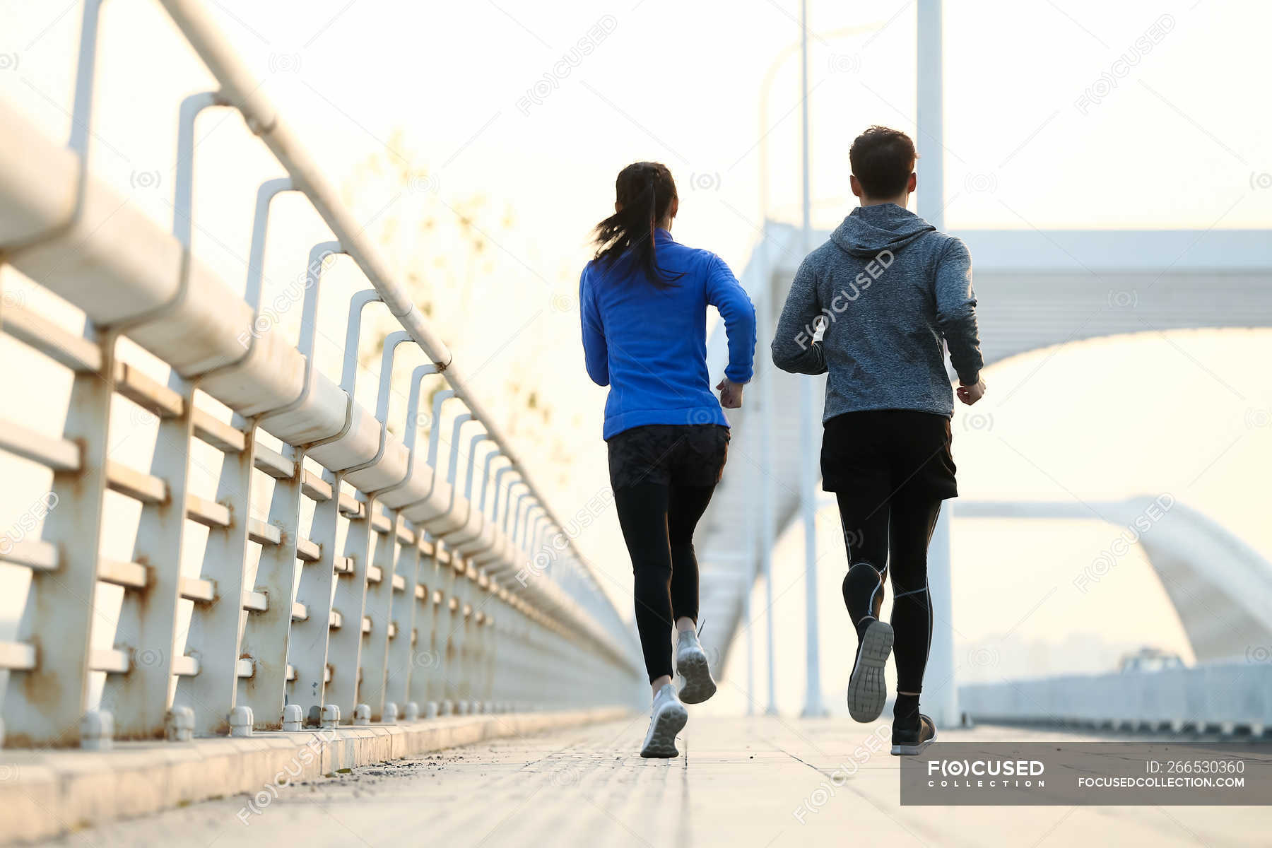 couple joggers