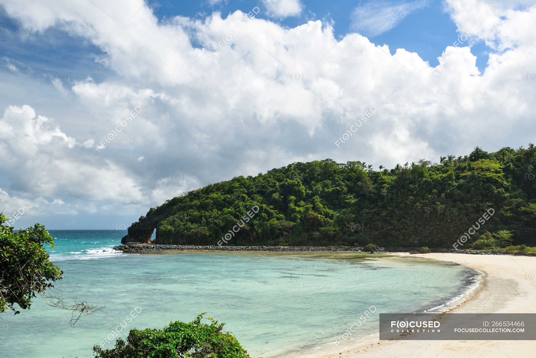 Beautiful beach scenery in Boracay island, Philippines — Horizon Over ...