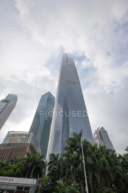 Architettura urbana della città di Guangzhou, provincia del Guangdong, Cina — Foto stock