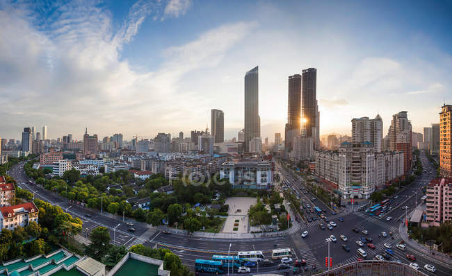 Edifícios da cidade de Wuxi, província de Jiangsu, China — Fotografia de Stock