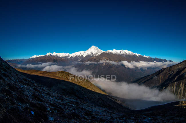 Montaña Gongga del condado de Kangding, provincia de Sichuan, China - foto de stock