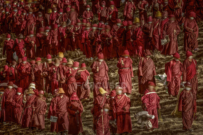 Buddhistische Insel Yaqing in der Provinz Sichuan, China — Stockfoto