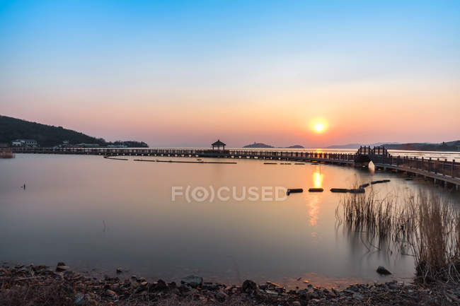 Scena incredibile al lago Tai, Taihu, Wuxi, Provincia di Jiangsu, Cina — Foto stock