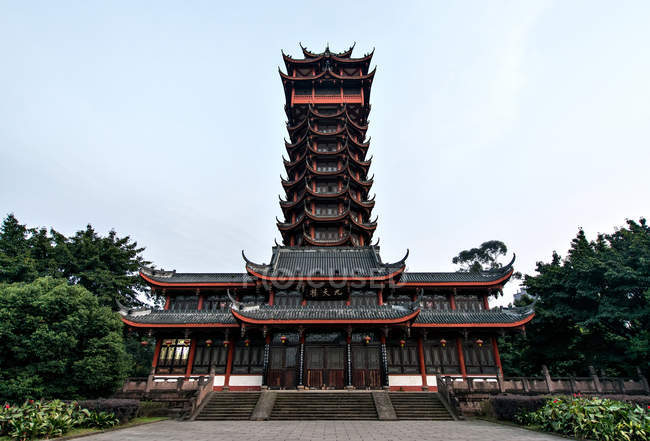 Архітектурні особливості Ченду (провінція Сичуань, Китай). — стокове фото