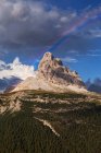 Drei Zinnen-Tre Cime di Lavaredo, Dolomites, Auronzo di Cadore, Veneto, Italia - foto de stock