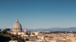 The Dome of St. Peters Basilica, UNESCO World Heritage Site, Vatican City, Rome, Lazio, Italy, Europe — Stock Photo