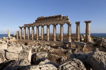 The Temple C, Selinunte, archaeological site, Castelvetrano village, Sicily, Italy, Europe — Stock Photo