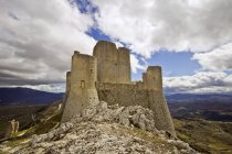 Fortress Rocca Calascio, Gran Sasso, Абруццо, Италия, Европа — стоковое фото