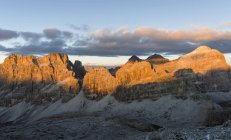 The Fanes Mountains and the peaks of the Tofane near Mount Lagazuoi in the Dolomites.   The Dolomites are listed as UNESCO World heritage. europe, central europe, italy,  october — Stock Photo