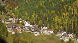 San Tomaso Agordino in the Dolomites of the  Veneto. The Dolomites of the Veneto are part of the UNESCO world heritage. Europe, Central Europe, Italy, October — Stock Photo