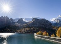 Marmolada - gama montesa nas Dolomitas. O Monte Marmolada é um dos ícones das Dolomitas e parte do património mundial da UNESCO. Europa, Europa Central, Itália, outubro — Fotografia de Stock