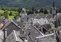 Крыши старого города Craveggia, Val Vigezzo, Пьемонт, Италия, Европа — стоковое фото