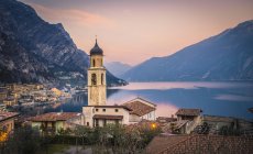 Limone sul Garda, Lac de Garde, Lombardie, Italie — Photo de stock