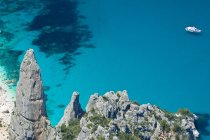 Punta Caroddi e Cala Goloritz, Veduta da Salinas, Baunei, Ogliastra, Golfo di Orosei, Sardinia, Italy — стокове фото