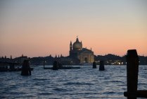 Chiesa del Redentore al crepuscolo, isola della Giudecca, Venezia, Veneto, Italia, Europa — Foto stock