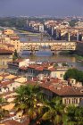 Paysage urbain, Pont Ponte Vecchio, Florence, Toscane, Italie, Europe, Patrimoine mondial de l'UNESCO — Photo de stock