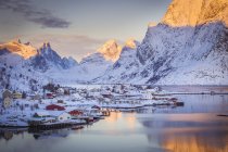 Isole Reine, Lofoten, Artico, Norvegia, Scandinavia, Europa — Foto stock