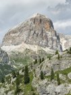 Tofana de Rozes  from south in the dolomites of Cortina d'Ampezzo.  Part of the UNESCO world heritage the dolomites. Europe, Central Europe, Italy — Stock Photo