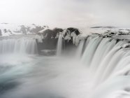 Godafoss cachoeira durante o inverno. europa, norte da Europa, Islândia, fevereiro — Fotografia de Stock