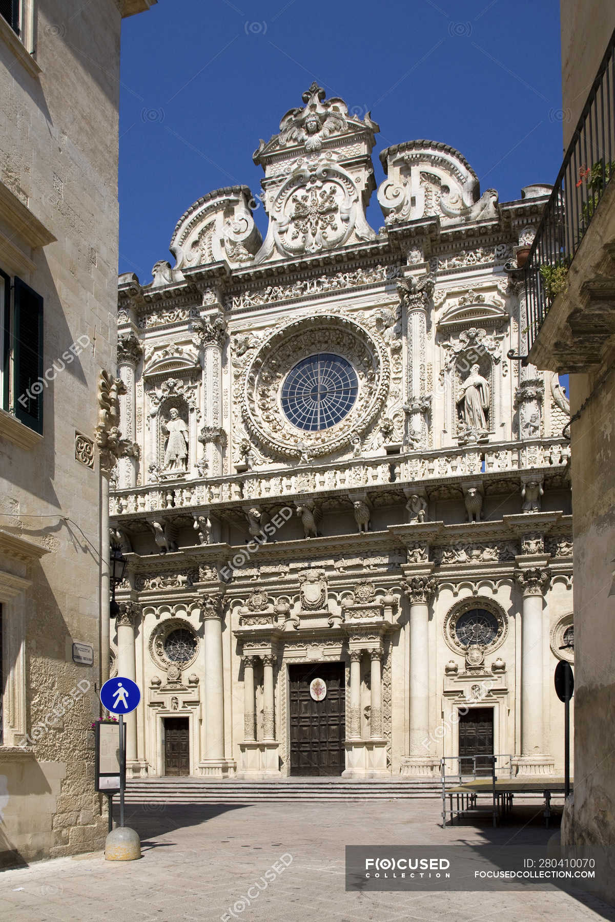 Chiesa di Santa Croce church, lecce, Apulia, Italy, Europe — travel, baroque Stock Photo Chiesa di Santa Croce church, lecce, Apulia, Italy, Europe — travel, baroque Stock Photo