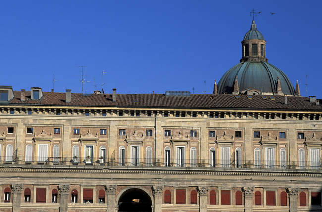Palacio Archiginnasio, Bolonia, Emilia Romaña, Italia - foto de stock