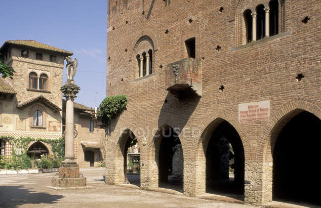 Village centre, grazzano visconti, italy — Stock Photo