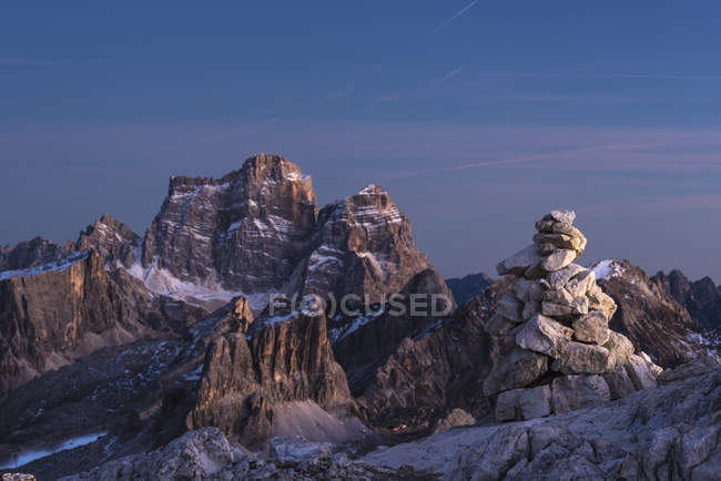 Vue de Lagazuoi, Pelmo, Lastoi de Formin, Cortina d'Ampezzo, Cadore, Dolomiti, dolomites, Veneto, Italie — Photo de stock