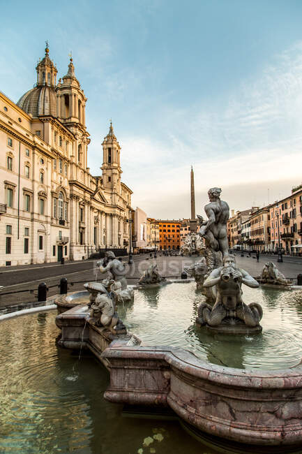 Piazza Navona square at sunrise, Rome, Lazio, Italy — Stock Photo