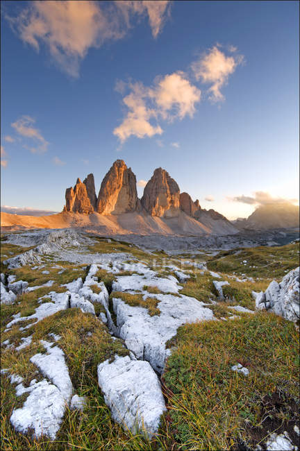 Drei Zinnen al tramonto, Bolzano, Trentino-Alto Adige, Dolomiti, Italia — Foto stock