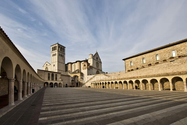 Praça Menor, Igreja de São Francisco, Assis, Perugia, Úmbria, Itália, Europa — Fotografia de Stock
