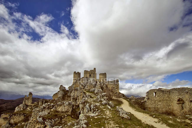 Fortaleza Rocca Calascio, Gran Sasso, Abruzzo, Itália, Europa — Fotografia de Stock