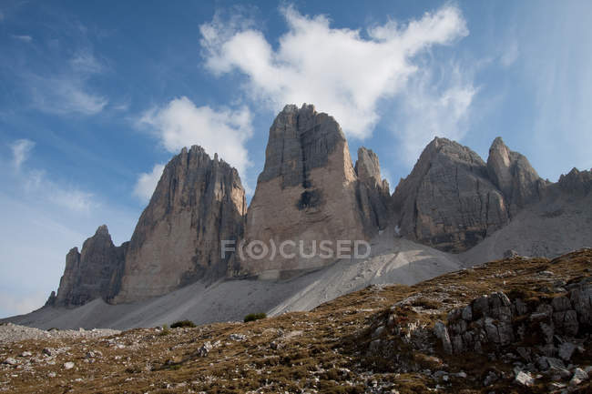 Trois sommets de Lavaredo, Tre Cime di Lavaredo, Dolomites, UNESCO, Patrimoine mondial, Vénétie, Italie, Europe — Photo de stock