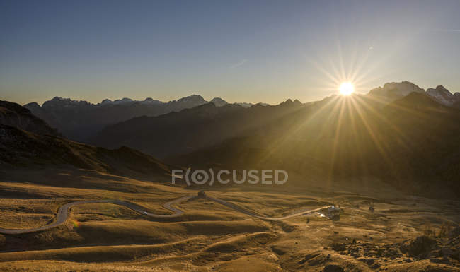 The Dolomites near Passo Giau. View towards southwest during sunset.  The Dolomites are listed as UNESCO World heritage. europe, central europe, italy,  november — Stock Photo
