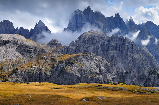Cadini, Auronzo, Cadore, Dolomites, Alps, Veneto, Italy — стокове фото
