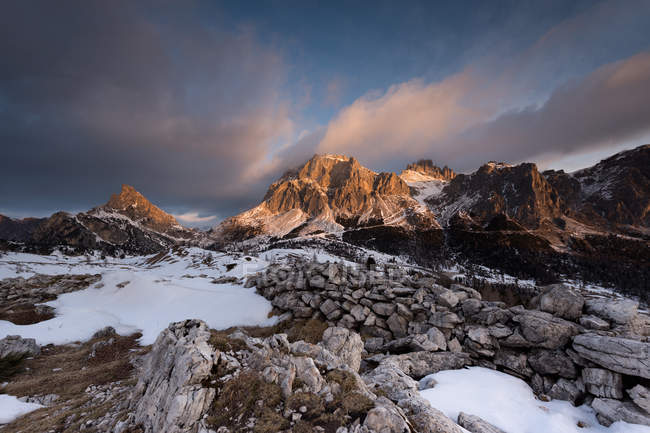 Sass de Stria, Lagazuoi, Dolomites, Veneto, Italie, Europe — Photo de stock
