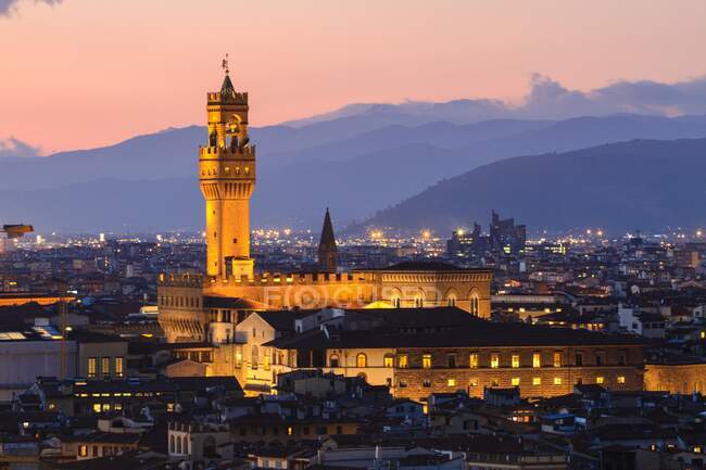 Florença centro histórico como visto a partir de Piazzale Michelangelo ponto panorâmico, Florença, Toscana, Itália, Europa — Fotografia de Stock