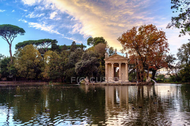 The 18th century Temple of Aesculapius, Villa Borghese gardens, Rome, Lazio, Italy, Europe — Stock Photo