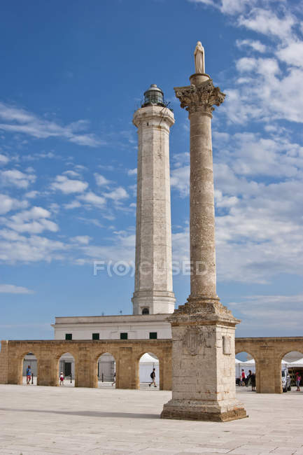 Column and Lighthouse Sanctuary Santa Maria De Finibus Terrae, Leuca, Lecce, Puglia, Italy, Europe — Stock Photo