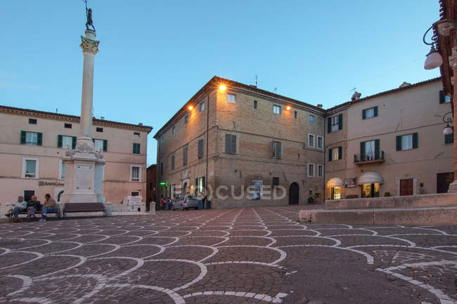 Piazza San Cristoforo Square, Urbania, Marche, Itália, Europa — Fotografia de Stock